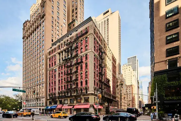 57 W. 58th Street #3F, New York (Manhattan), NY 10019