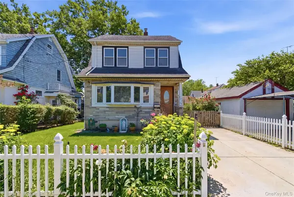 22412 92nd Avenue, Queens Village, NY 11428