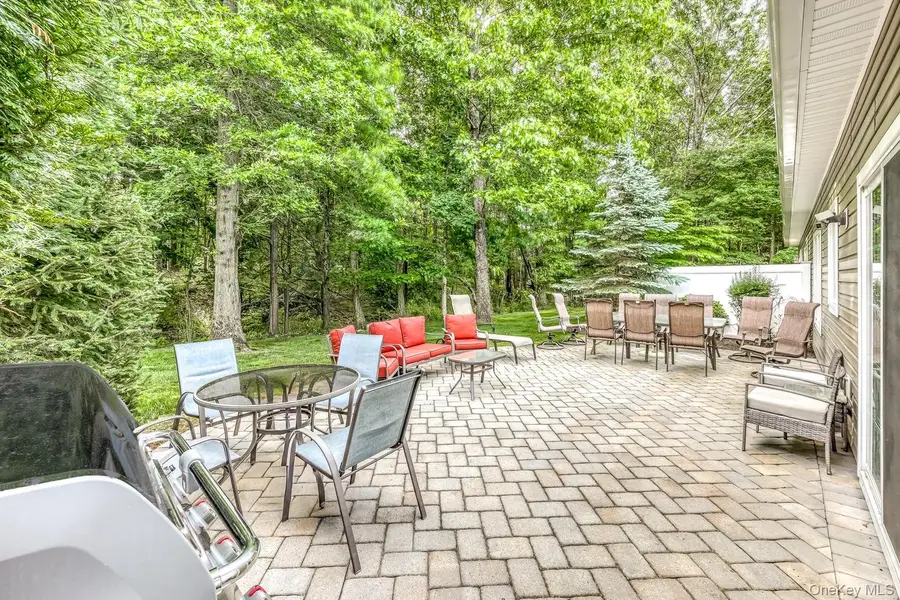 38 Westminster Way, Pomona, NY 10970 - #3