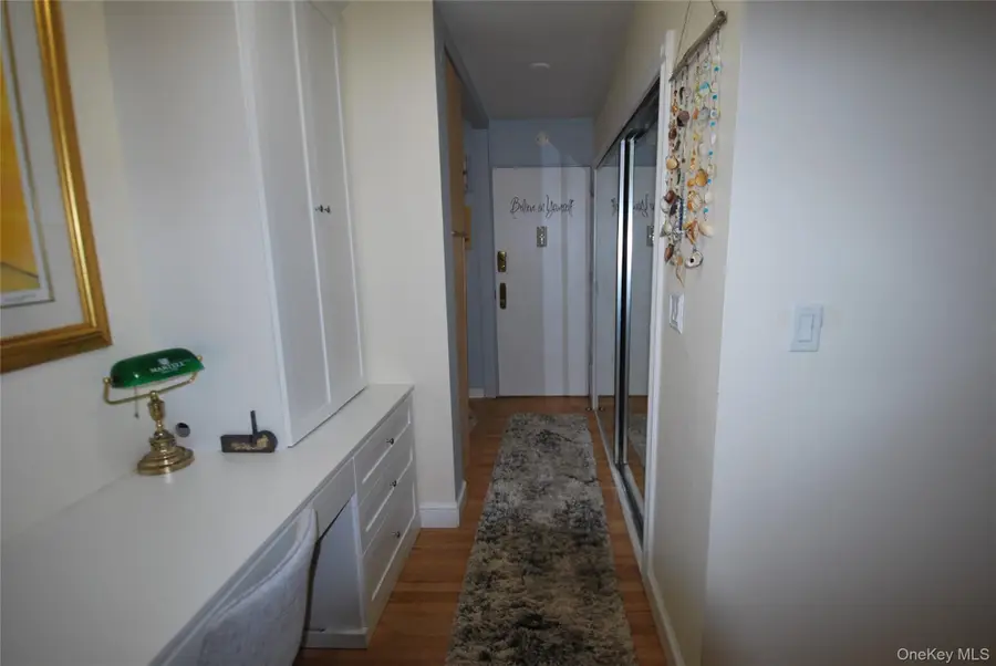 4 Stokes Road #2C, Yonkers, NY 10710 - #2