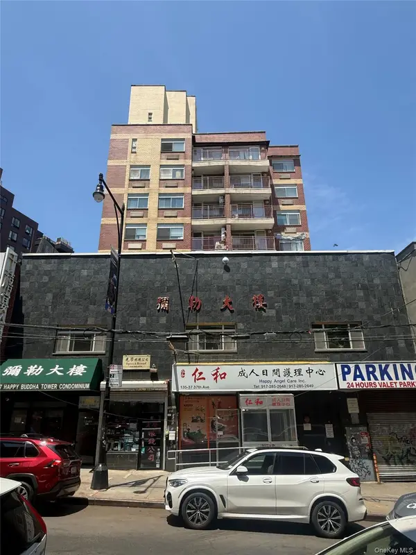 13537 37th Avenue #3C, Flushing, NY 11354