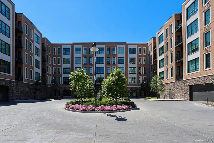 100 Garvies Point Road #1131, Glen Cove, NY 11542 - #3