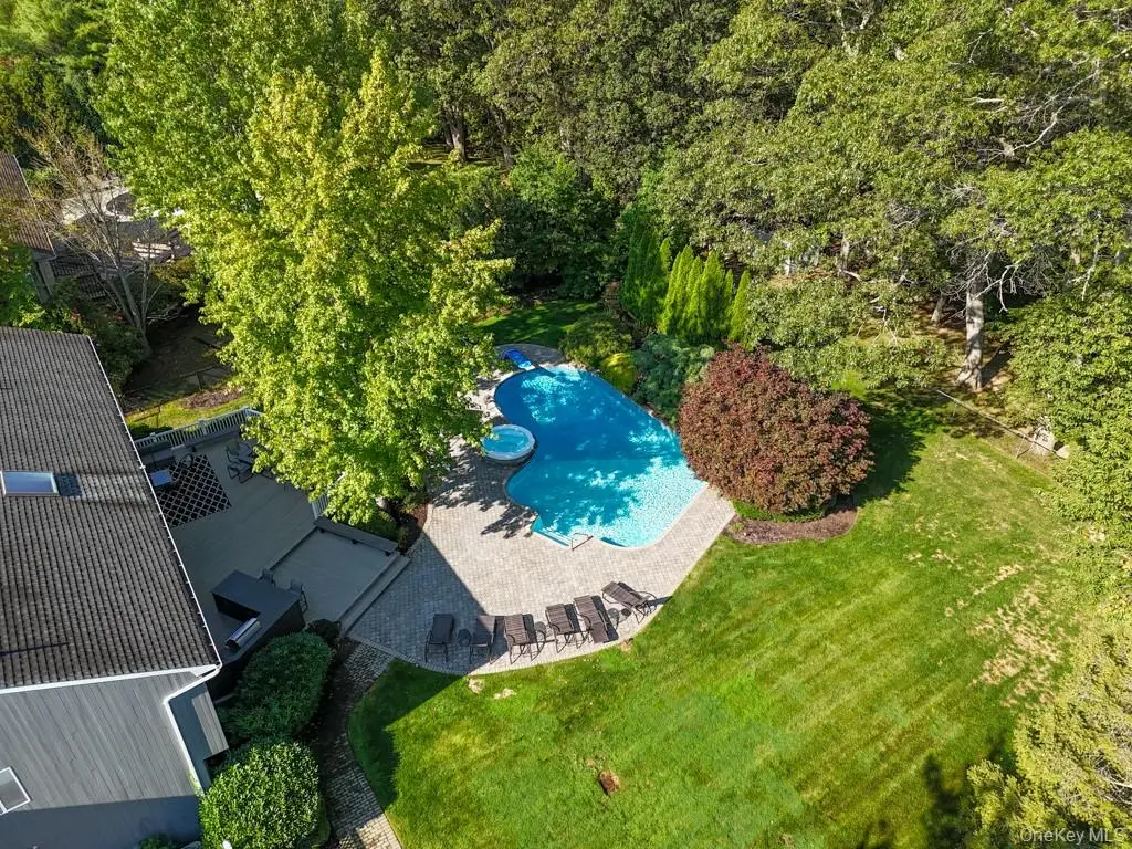 11 Clearmeadow Lane, Woodbury, NY 11797 - #1