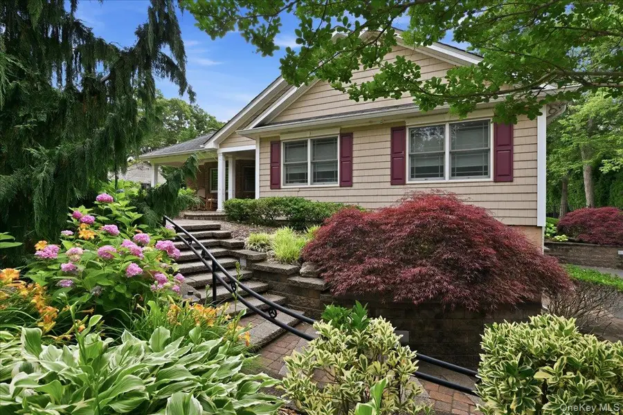 42 Mclane Drive, Dix Hills, NY 11746 - #3