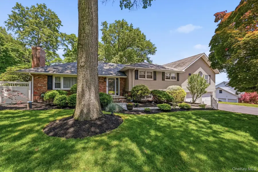 6 Biret Drive, Airmont, NY 10952 - #2