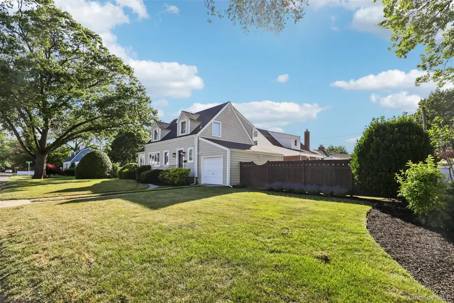 1660 Fenimore Road, Hewlett, NY 11557 - #3