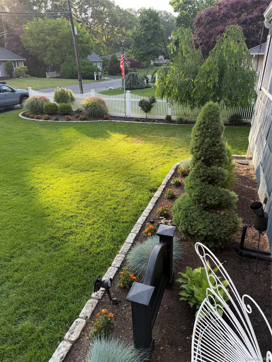 30 Marbeth Circle, Miller Place, NY 11764 - #3