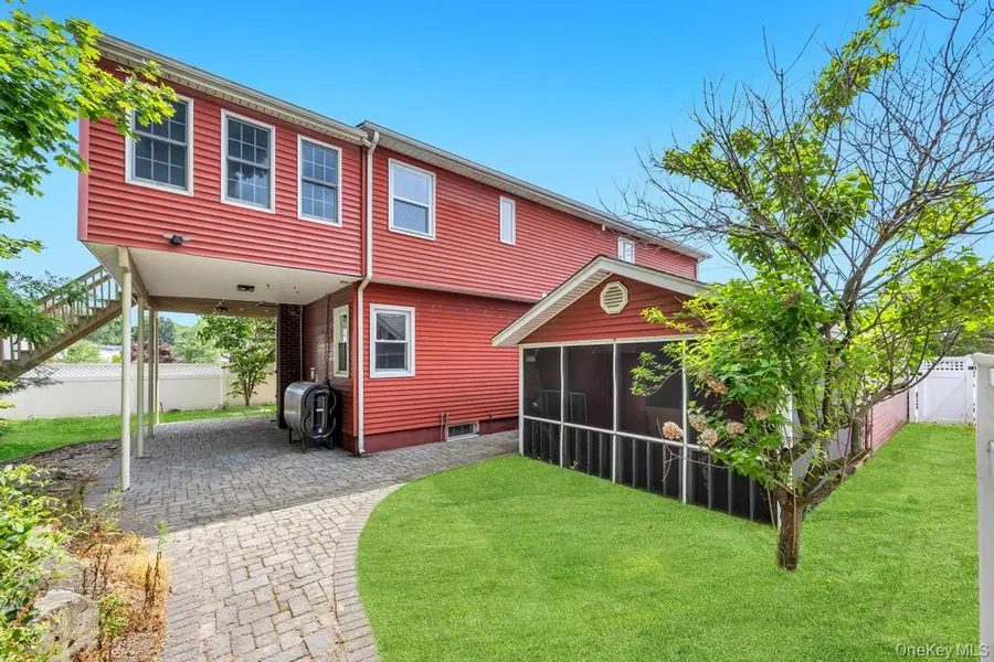 2331 Neptune Avenue, Seaford, NY 11783 - #3