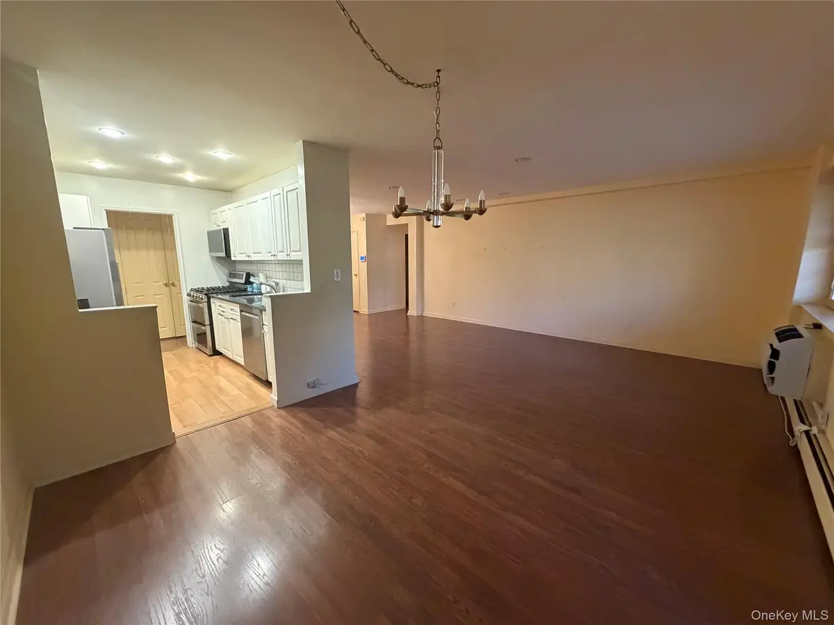 40 Stoner Avenue #1R, Great Neck, NY 11021 - #1