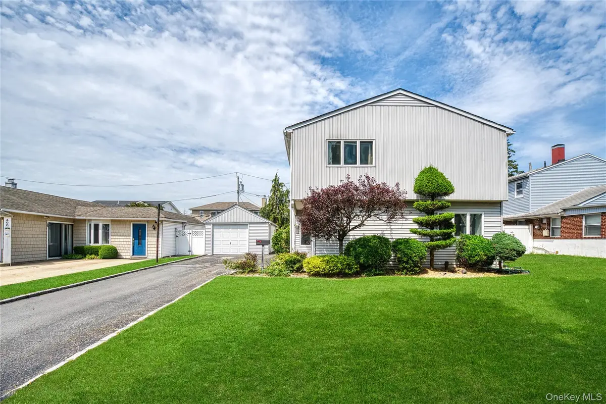 394 Warwick Road, East Meadow, NY 11554 - #1