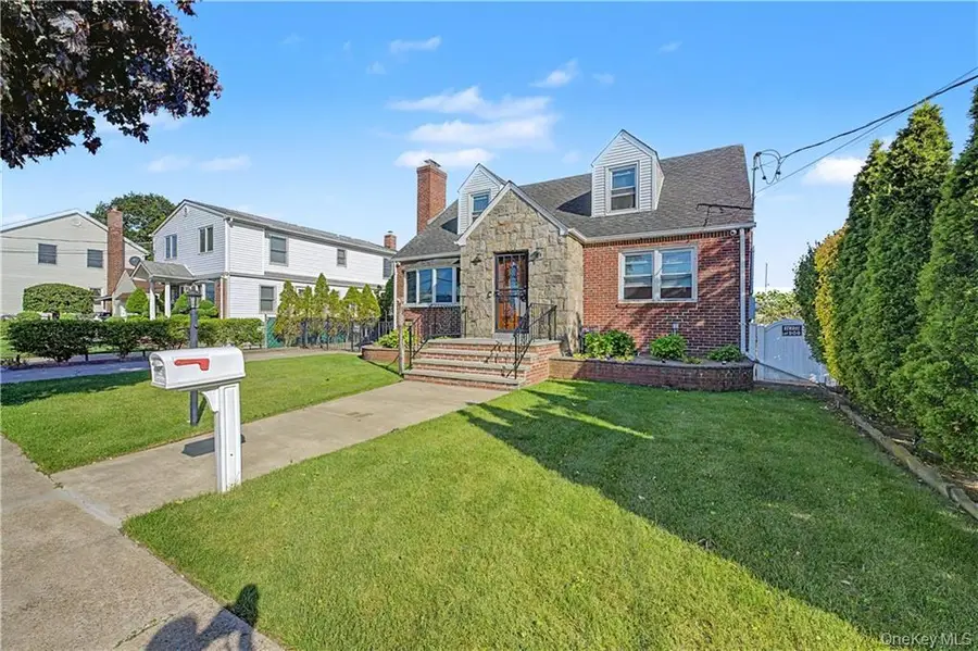 465 Washington Place, Mineola, NY 11501 - #2