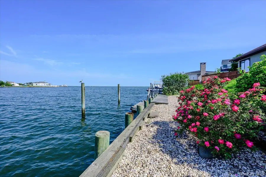 248 Harbor Lane, Massapequa Park, NY 11762 - #2