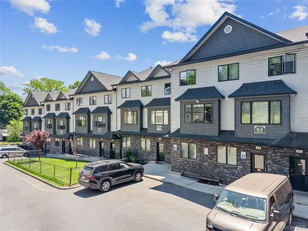 61 Blauvelt #102, Monsey, NY 10952