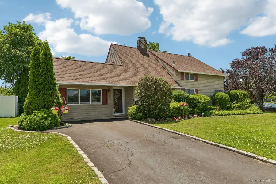 83 Coppersmith Road, Levittown, NY 11756 - #2