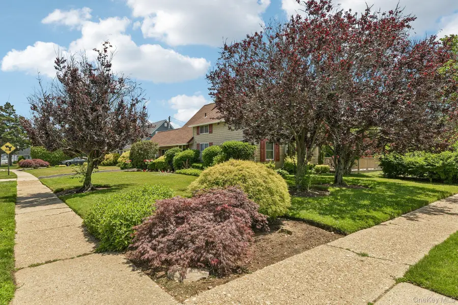 83 Coppersmith Road, Levittown, NY 11756 - #3