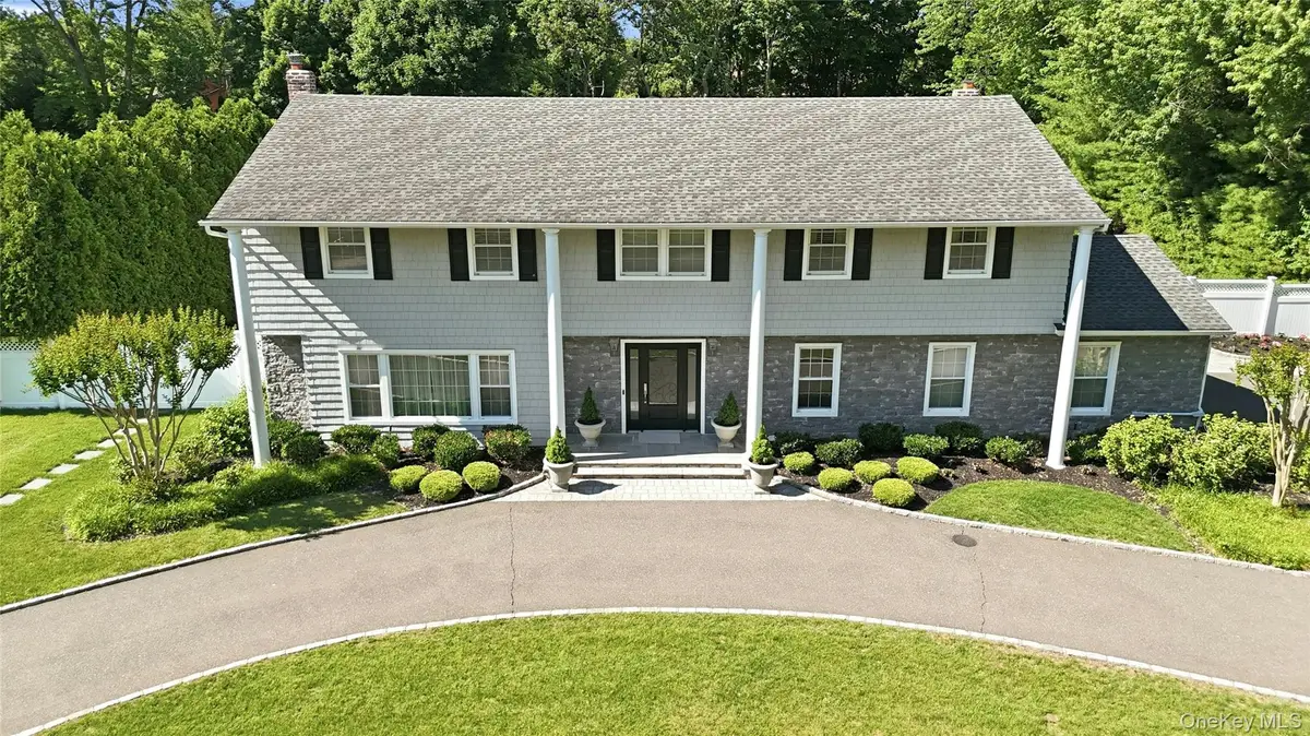 9 Vannina Place, Huntington, NY 11743 - #1