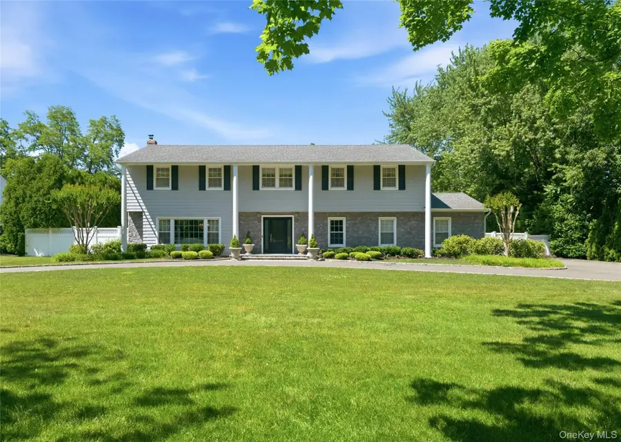 9 Vannina Place, Huntington, NY 11743 - #2
