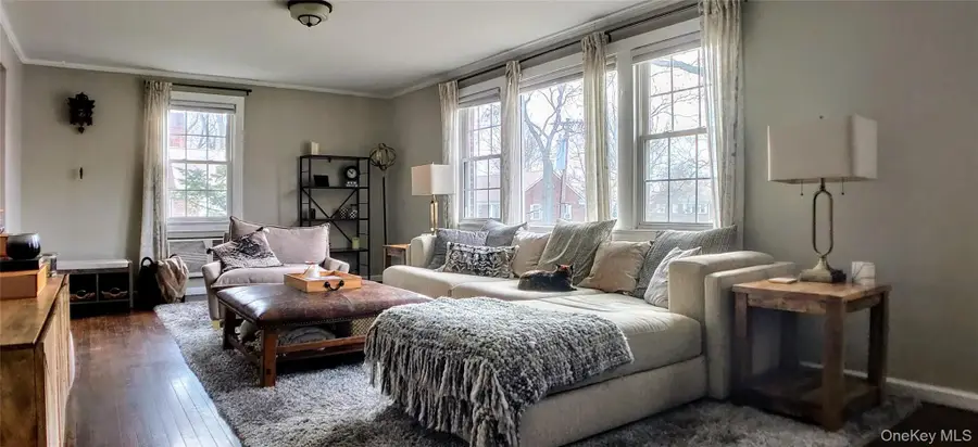 3 Lawrence Park Crescent #3, Bronxville, NY 10708 - #2