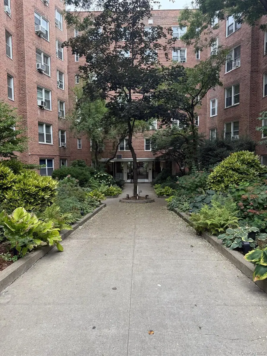 800 Grand Concourse #LEN, Bronx, NY 10451 - #2