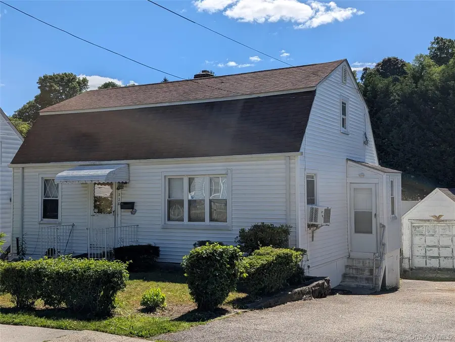 228 Morsemere Avenue, Yonkers, NY 10703 - #2