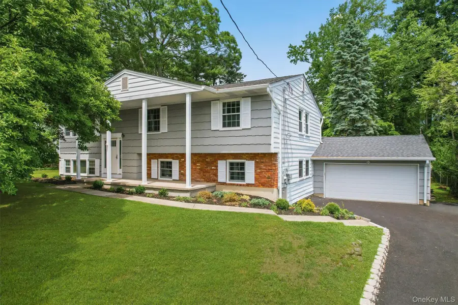 137 Howard Avenue, Tappan, NY 10983 - #2