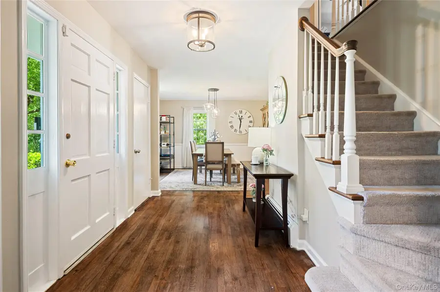 14 Briarwood Lane, Pleasantville, NY 10570 - #2
