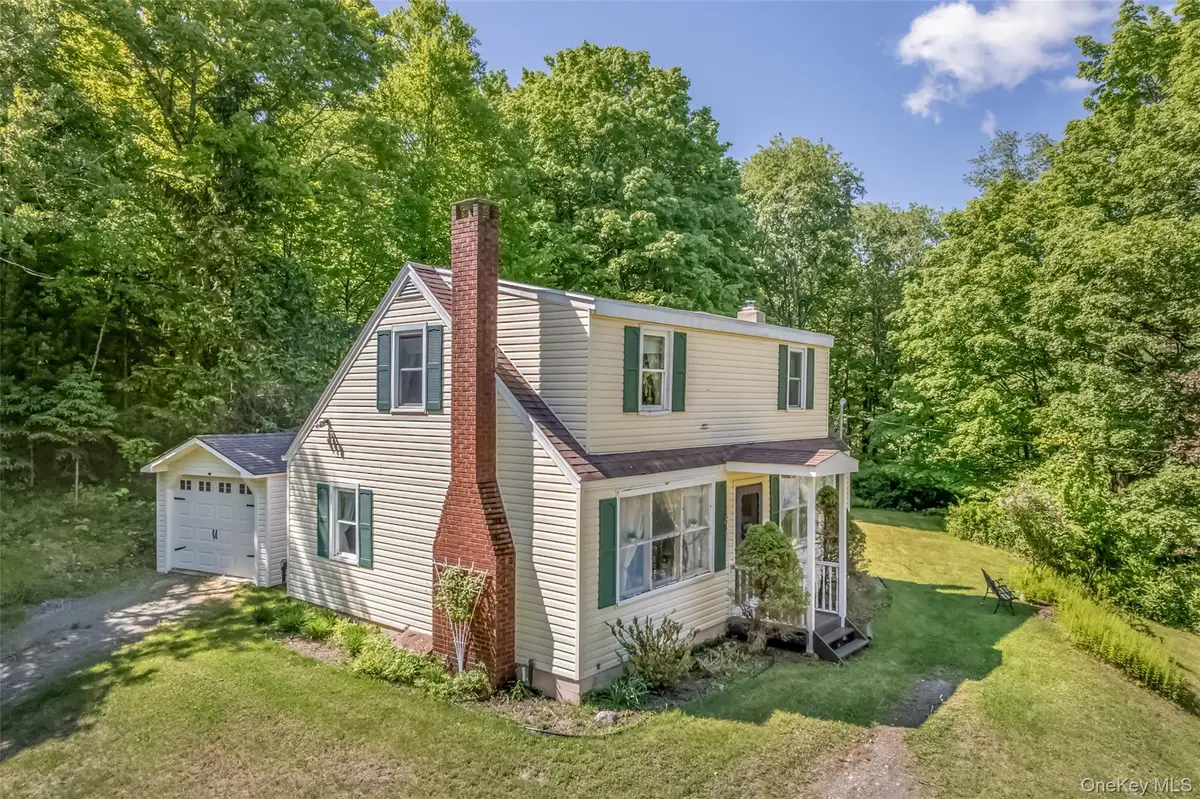 182 Sams Point, Cragsmoor, NY 12420 - #1