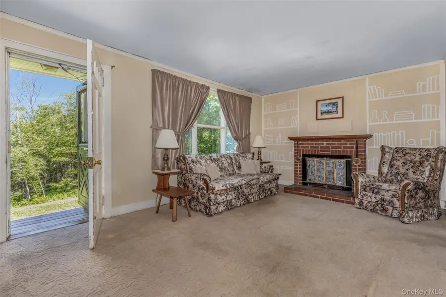 182 Sams Point, Cragsmoor, NY 12420 - #3