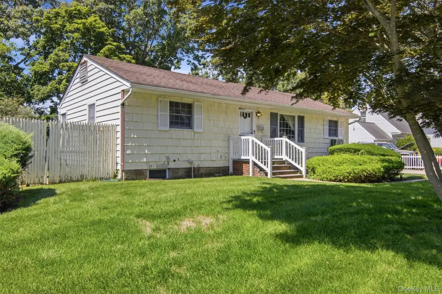 22 Berry Lane, Centereach, NY 11720 - #2