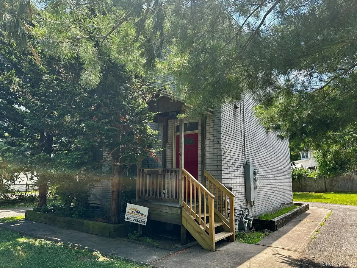 7 Columbus Street, New Windsor, NY 12553 - #1
