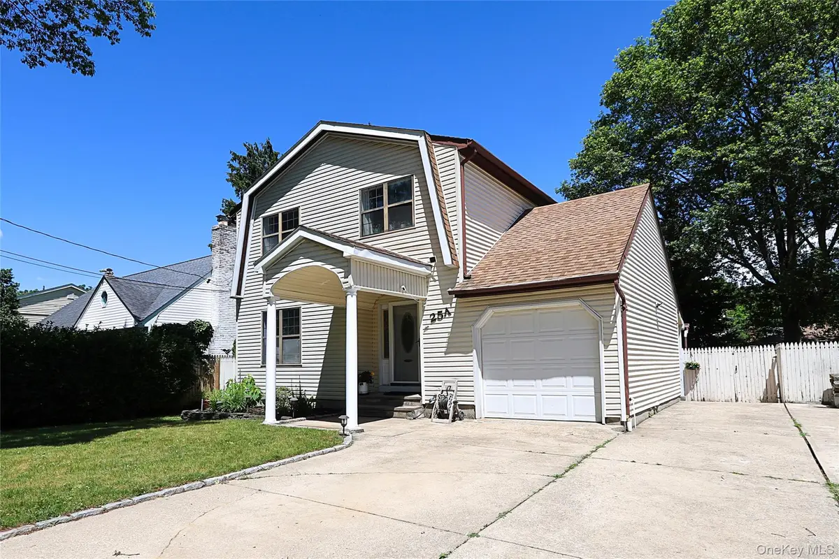 25A Reynolds Street #A, Huntington Station, NY 11746 - #1