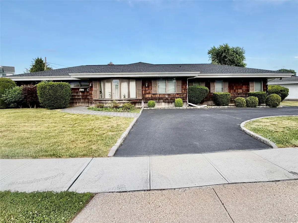 89 Bruce Avenue, Hicksville, NY 11801 - #1