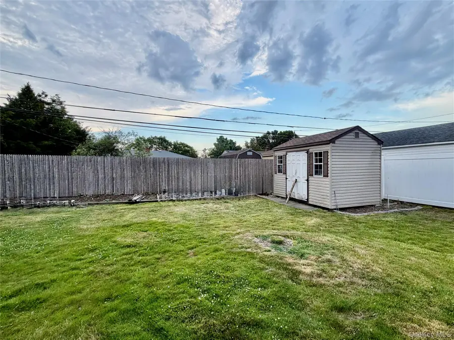89 Bruce Avenue, Hicksville, NY 11801 - #3