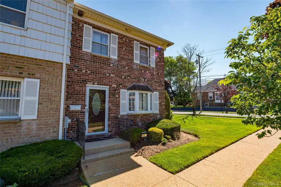 446 N Corona Avenue, Valley Stream, NY 11580 - #2