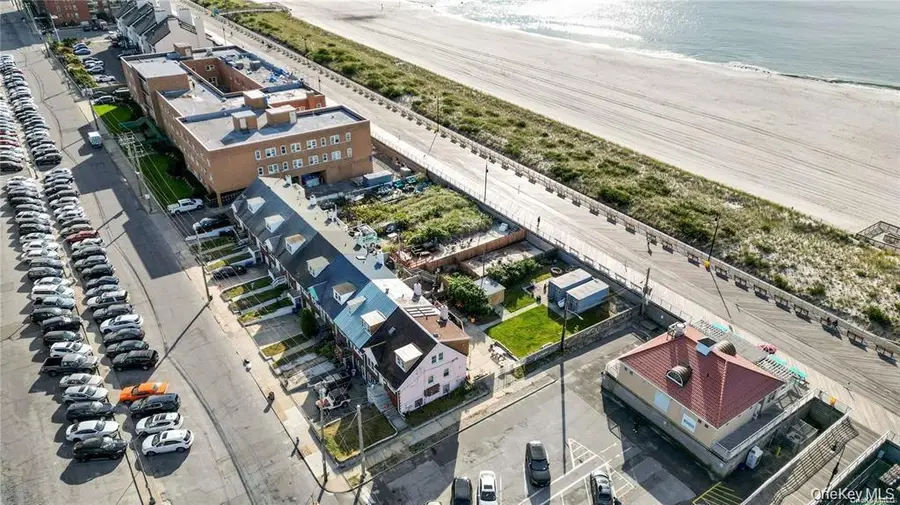658 W Broadway, Long Beach, NY 11561 - #2