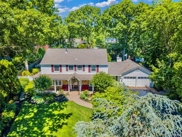 32 Westmoylan Lane, Coram, NY 11727