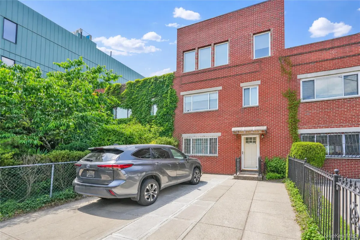925 Hart Street, Brooklyn, NY 11237 - #1