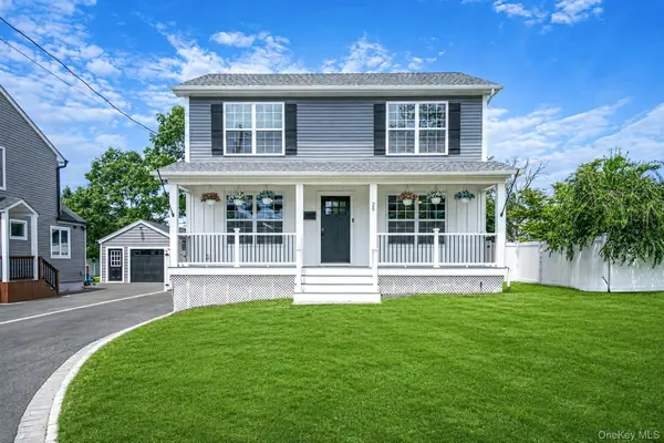 25 First Street W, Patchogue, NY 11772