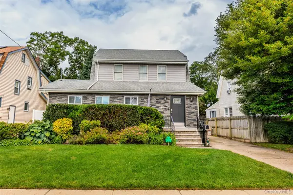 1996 Oakmere Drive, Baldwin, NY 11510