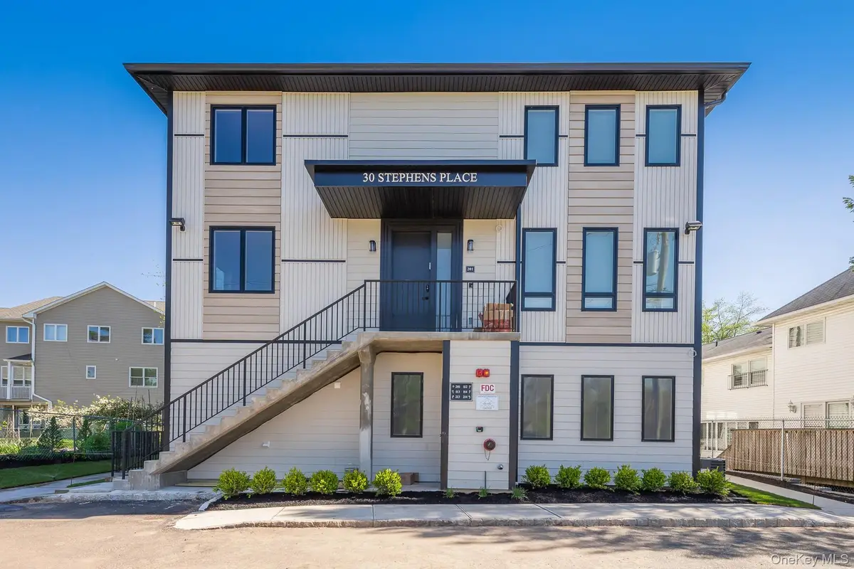 30 Stephens Place #213, Spring Valley, NY 10977 - #1