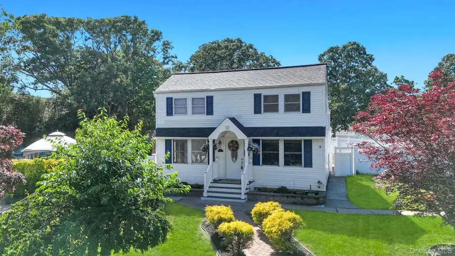 22 Wagon Lane E, Centereach, NY 11720 - #2