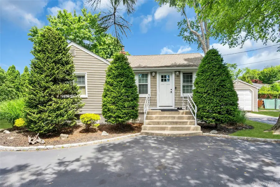 533 Old Country Road, Deer Park, NY 11729 - #2