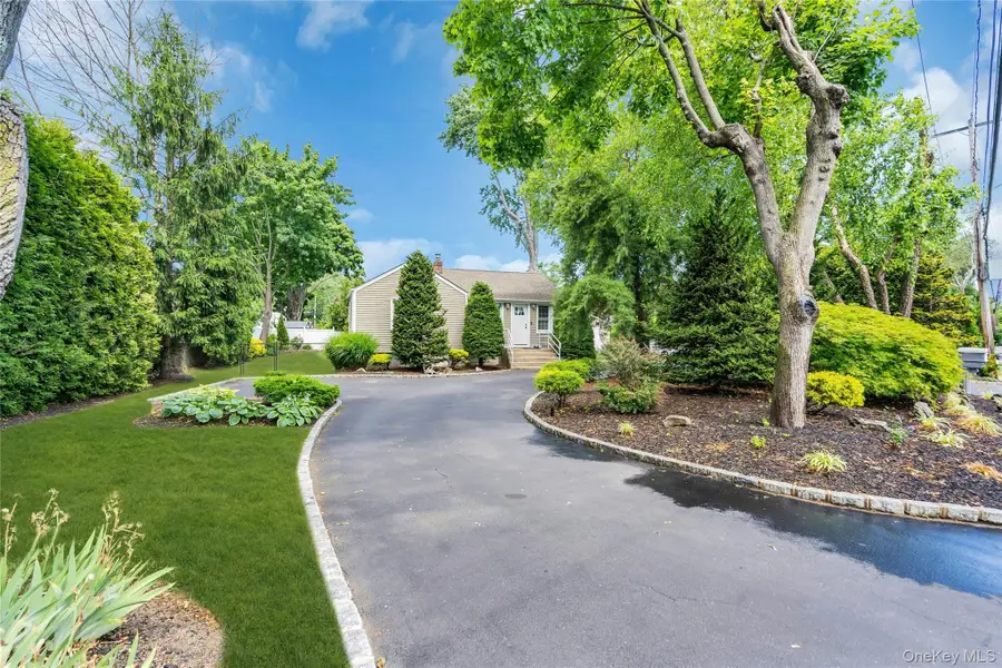 533 Old Country Road, Deer Park, NY 11729 - #3