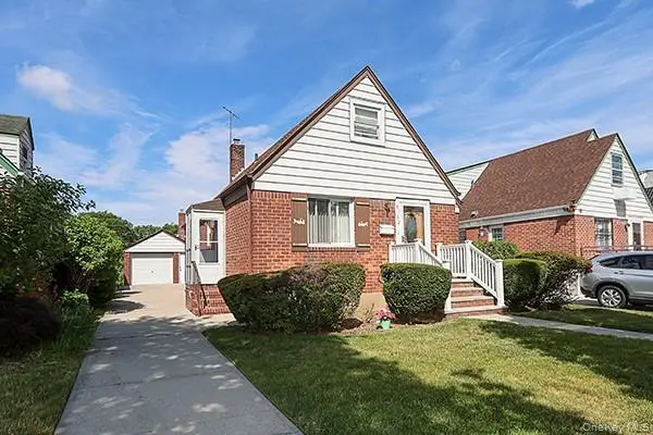 8152 249th Street, Bellerose, NY 11426 - #2