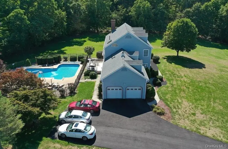 8 Menayas Court, Washingtonville, NY 10992 - #2