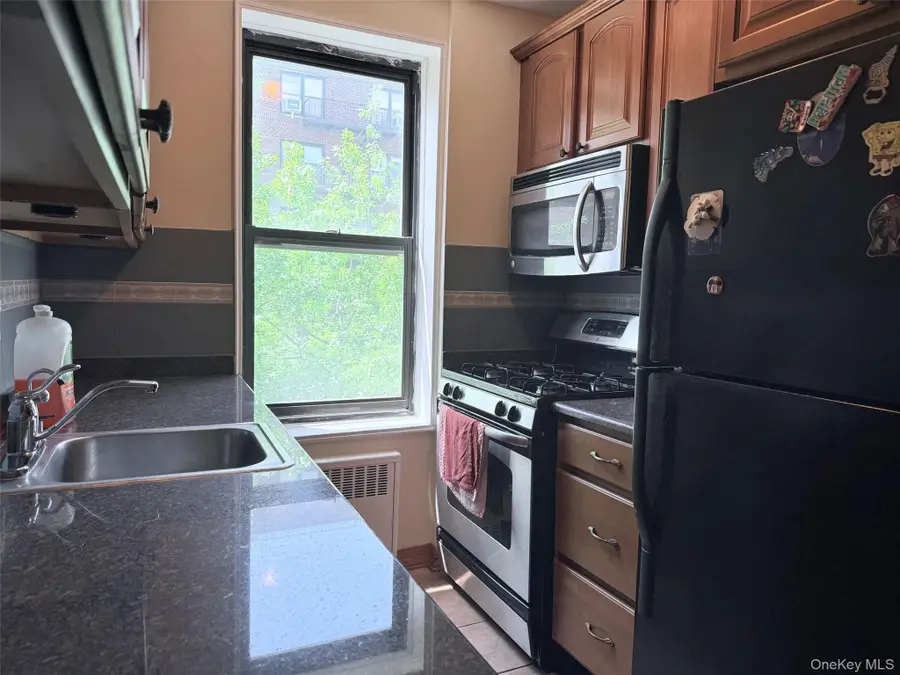 83-05 98 Street #3H, Woodhaven, NY 11421 - #3