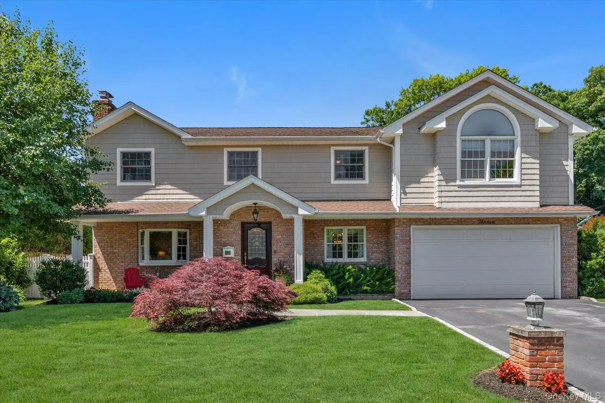 13 Darby Place, Glen Head, NY 11545 - #1