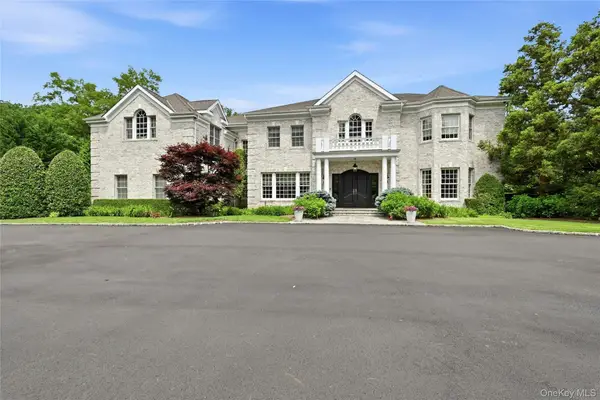 48 Tammys Lane, Syosset, NY 11791