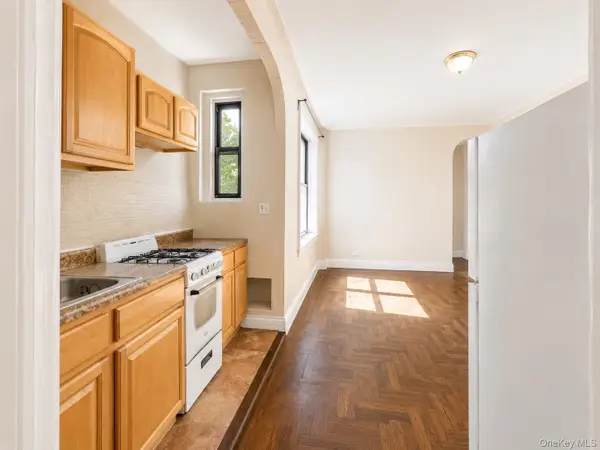 700 Oakland Place #5B, Bronx, NY 10457