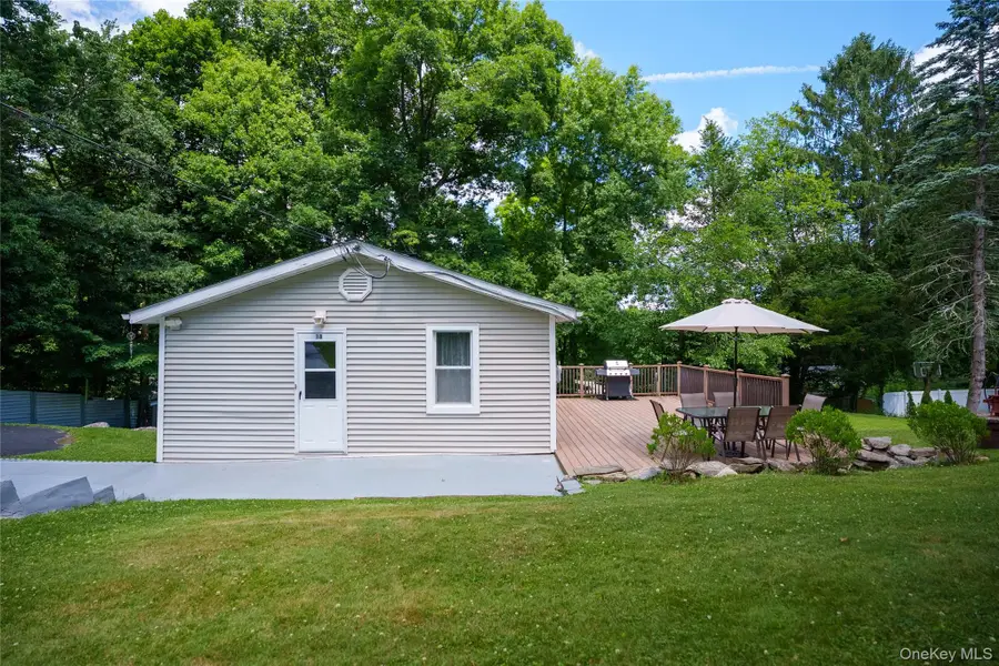 18 Worthington Drive W, Carmel, NY 10512 - #2